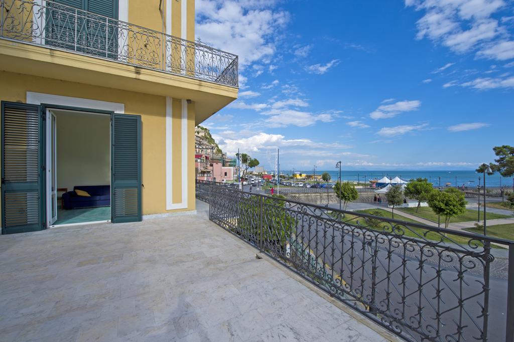 Palazzo Della Monica Apartment Vietri Cameră foto