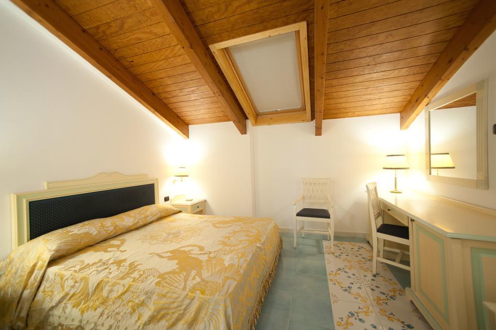 Palazzo Della Monica Apartment Vietri Exterior foto