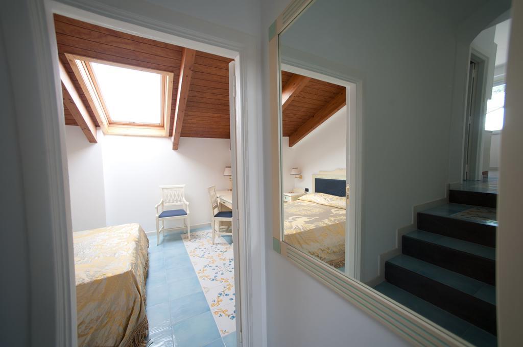 Palazzo Della Monica Apartment Vietri Cameră foto