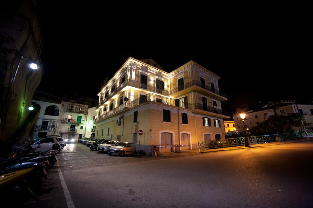 Palazzo Della Monica Apartment Vietri Exterior foto