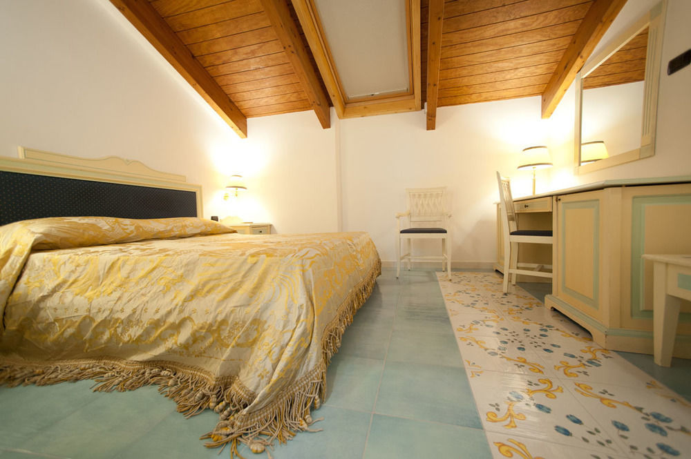 Palazzo Della Monica Apartment Vietri Exterior foto